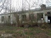 Здание 463,6 кв.м и земельный участок 6030 кв.м, расположенные по адресу: Курская область, м.р-н Пристенский, с.п. Бобрышевский сельсовет, с. Бобрышево, ул. Плант, двлд. 129